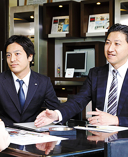 厳選された物件から資産に関する情報を網羅。緻密なコンサルティングを実現します。