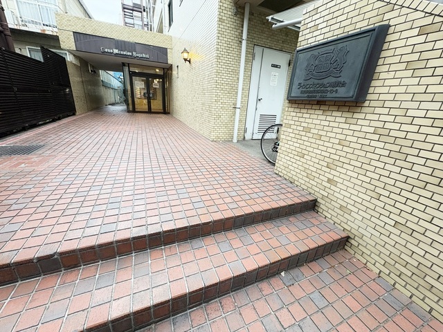 エントランス外観