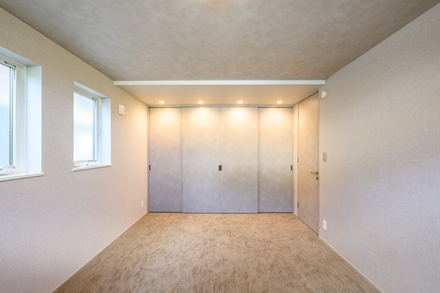 １階ベッドルーム8.4帖