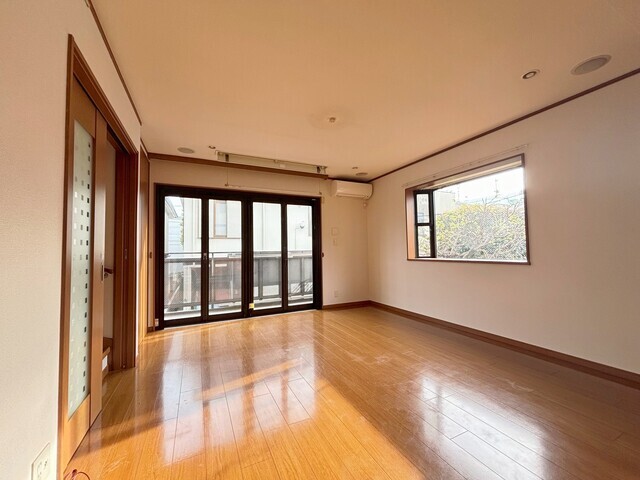 リビングダイニング