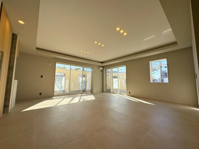 リビングダイニング