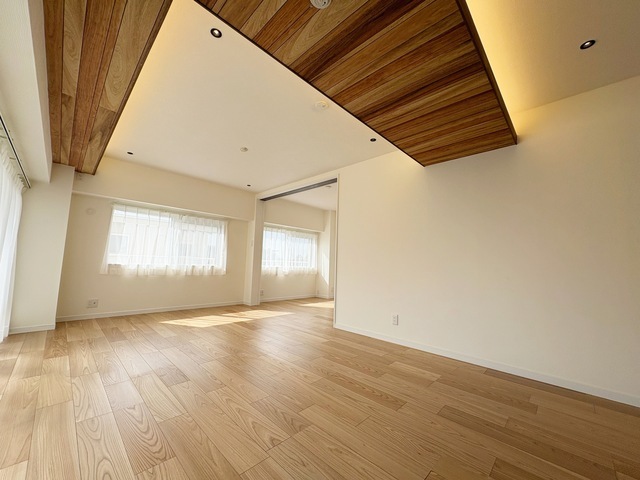 リビングダイニング