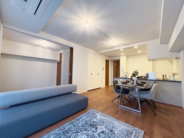 リビングダイニング